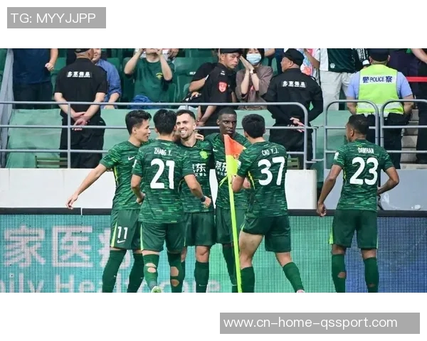 国安队员昨晚齐聚塞蒂恩住处送别情深意重温暖瞬间 国安队员昨晚齐聚塞蒂恩住处送别情深意重温暖瞬间