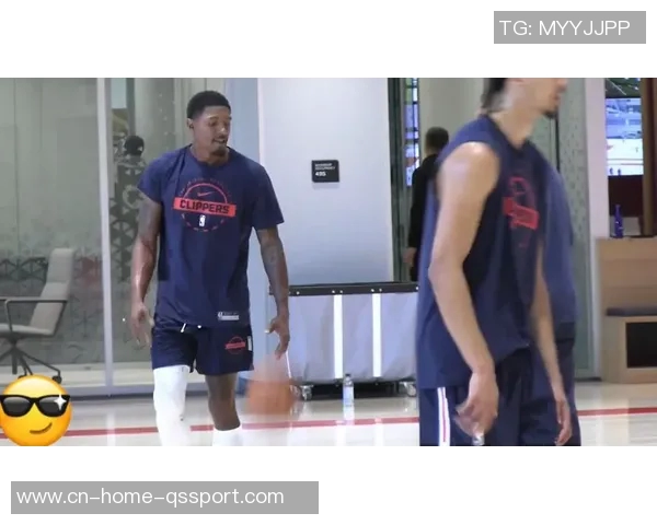 比尔首次参与队内对抗训练状态良好期待揭幕战表现 比尔首次参与队内对抗训练状态良好期待揭幕战表现