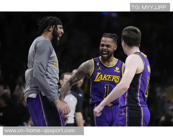 浓眉称赞球队阵容深度九到十名球员具备轮换实力 浓眉称赞球队阵容深度九到十名球员具备轮换实力