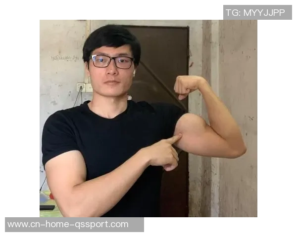 赵维伦在旧金山大学训练照曝光展现强壮身材引发网友热议 赵维伦在旧金山大学训练照曝光展现强壮身材引发网友热议