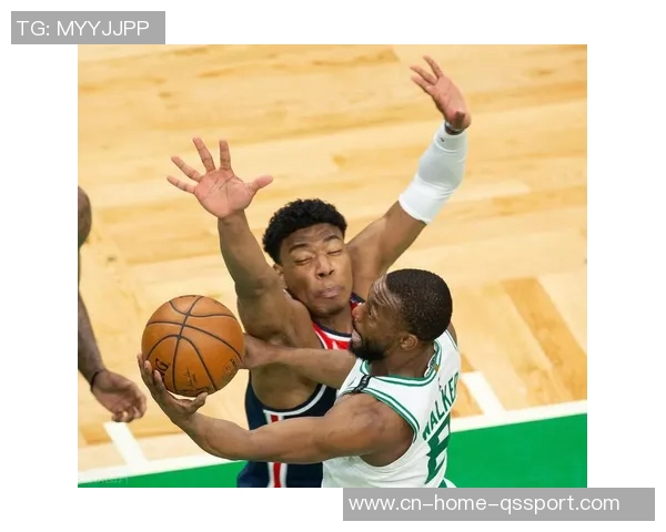 普尔首秀表现平平20分钟贡献11分4板4助1帽展现潜力与不足 普尔首秀表现平平20分钟贡献11分4板4助1帽展现潜力与不足