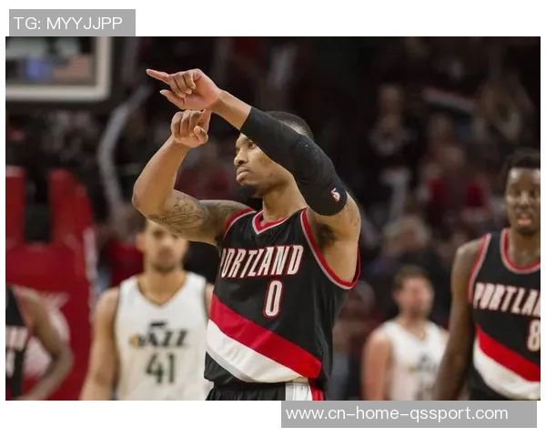 利拉德分享字母哥送的新款签名球鞋展现深厚友谊与团队精神