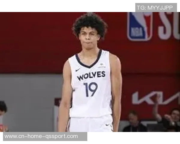 芬奇赞贝兰热打球风格强硬敏锐感知比赛局势令人印象深刻 芬奇赞贝兰热打球风格强硬敏锐感知比赛局势令人印象深刻