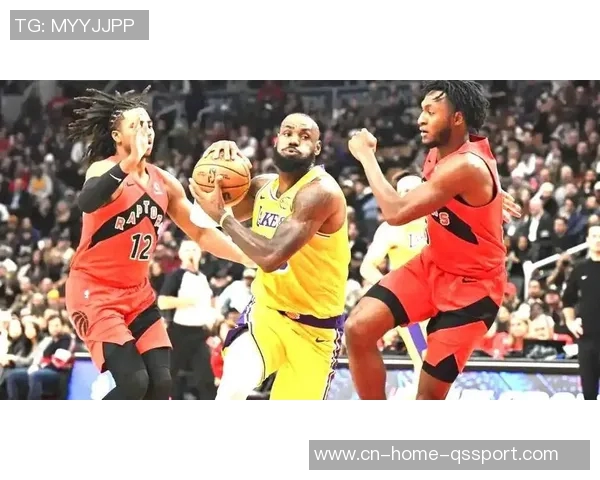 八村塁绝杀瞬间詹姆斯与湖人队员热烈庆祝场面温馨感人 八村塁绝杀瞬间詹姆斯与湖人队员热烈庆祝场面温馨感人